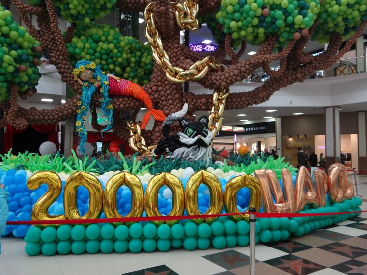200000 шаров.Инсталяция Лукоморье