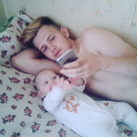 Сыночечку 17 лет)