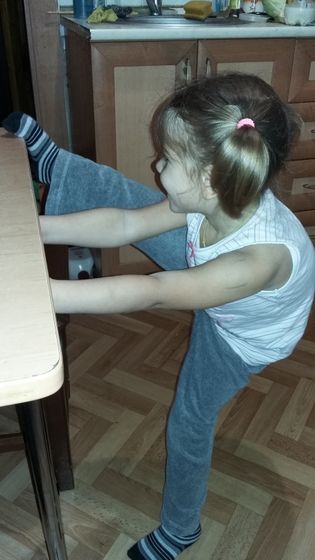 С бооольшим опозданием пост о четырехлетней Даше)