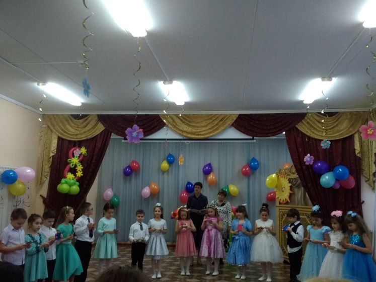 Весенний праздник в детском саду. (06.03.18)