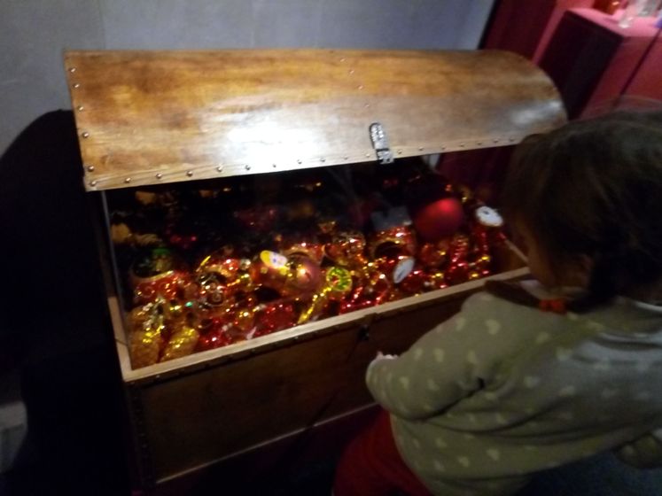 Выставка елочных игрушек в Коломенском