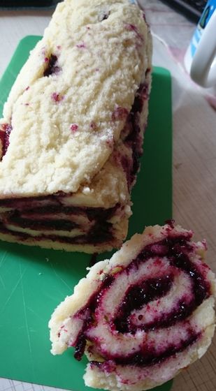 Рулет с джемом