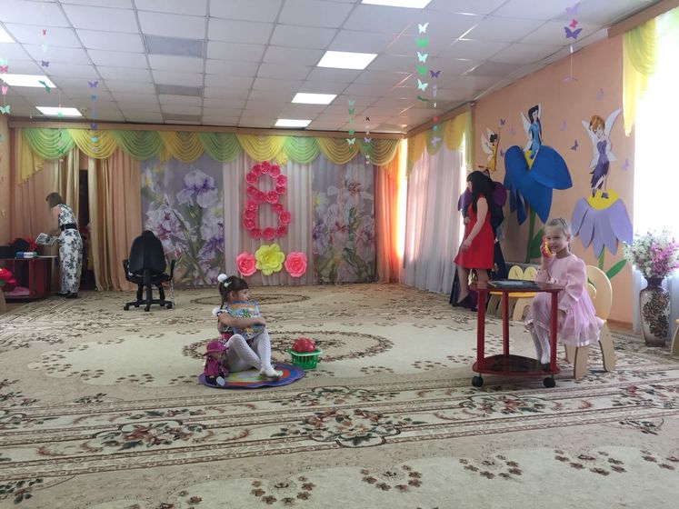Утренник к 8 марта. Подготовительная группа