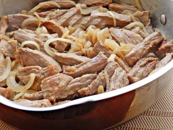 Мясо ТУШЕНОЕ СО СМЕТАНКОЙ
