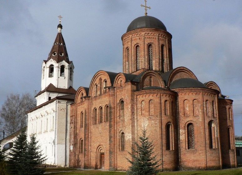Смоленск на июньские праздники