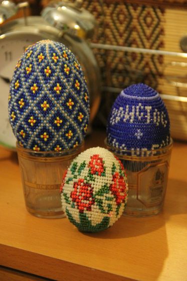 Яйца из бисера