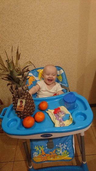 Любит Фрукты больше, чем мясо