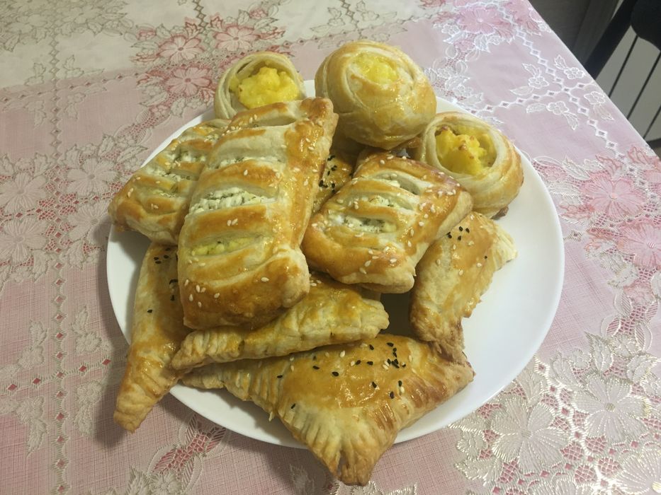 Пирожки из готового слоеного теста 😋